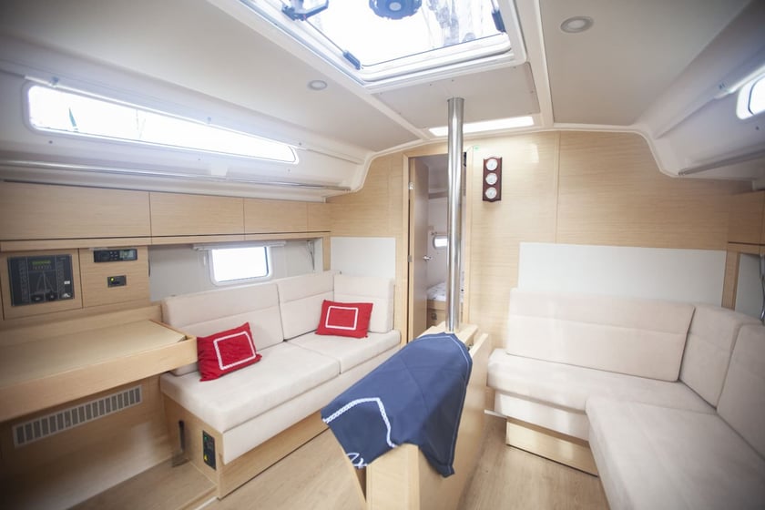 Orhaniye Zeilboot Cabine 3  7  slaapplaatsen 7  gasten 11.4 m Lijstnummer: #18150 5