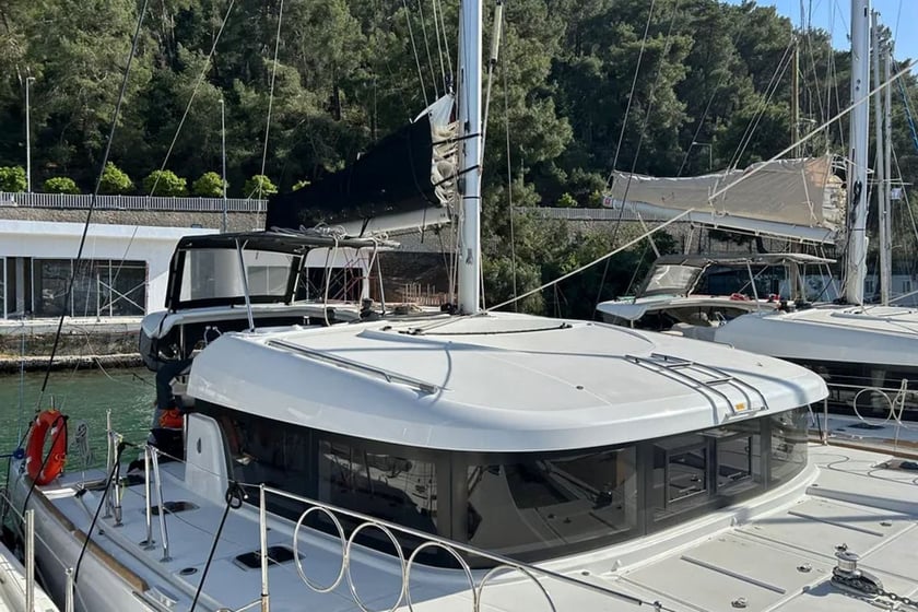 Fethiye Catamaran 4 cabin 8 berths 8 guests 11.74 m Listing Number: #18185 3
