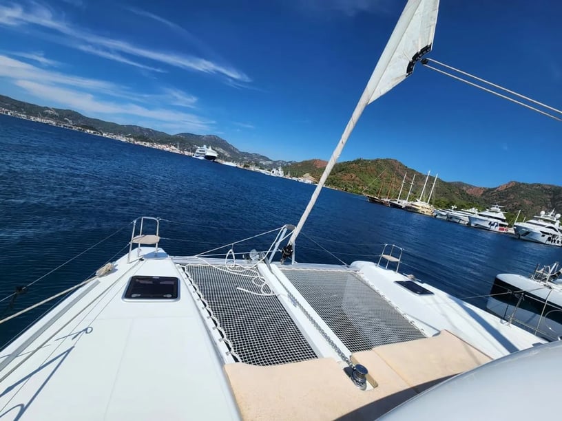 Marmaris Katamaran 5 kabin Konaklama 9 kişi Seyir 9 kişi 12.8 m İlan No: #18186 5