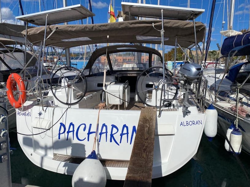 Palmeira Sailboat 5 cabin 12 berths 12 guests 15.75 m Listing Number: #18213