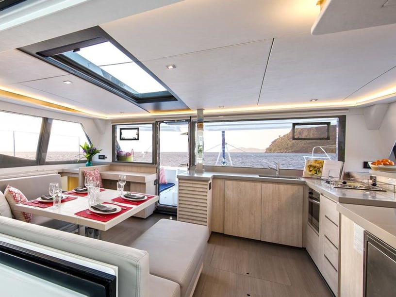 St Lucia - Castries Catamaran 5 cabin 11 berths 11 guests 13.72 m Listing Number: #18248 2