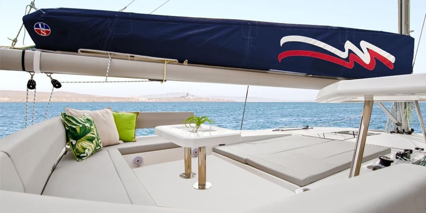 Nassau Catamaran Cabine 5  10  slaapplaatsen 10  gasten 13.72 m Lijstnummer: #18272 5