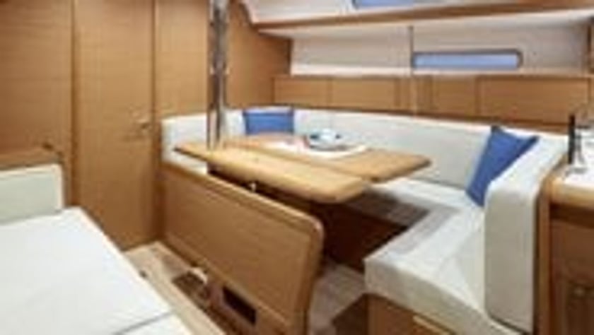 Marina Sailboat 3 cabin 7 berths 7 guests 11.34 m Listing Number: #18363 4