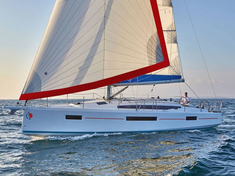 Dubrovnik Yelkenli 3 kabin Konaklama 8 kişi Seyir 8 kişi 12.35 m İlan No: #18441