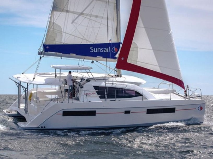 Phuket Catamaran Cabine 4  8  slaapplaatsen 8  gasten 11.97 m Lijstnummer: #18477 4