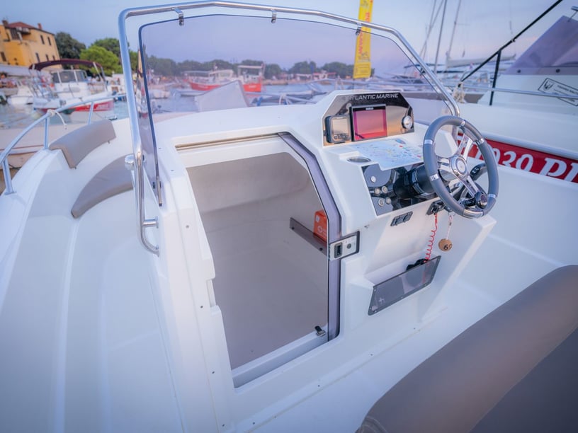 Pula Motorboot   12  gasten 7.7 m Lijstnummer: #18542 2