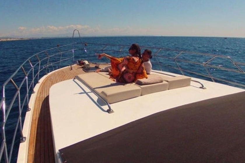 Antalya Motorjacht Cabine 2  4  slaapplaatsen 8  gasten 55 ft Lijstnummer: #18574 4