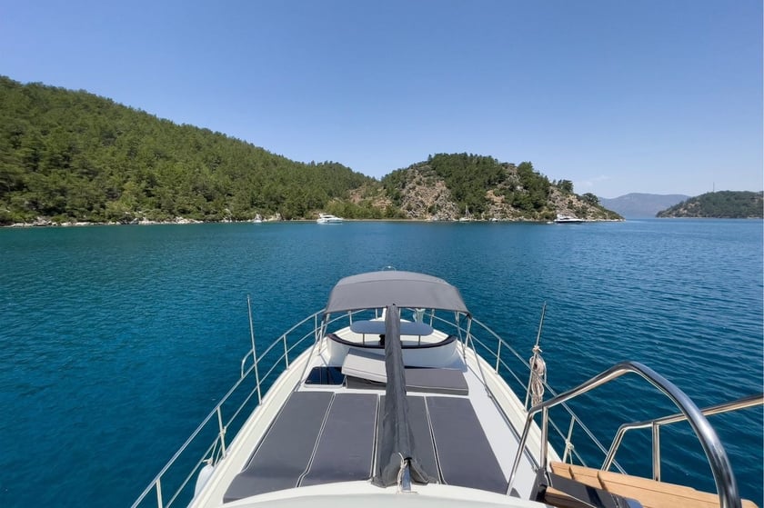 Marmaris Gulet 2 cabin 4 berths 4 guests 12 m Listing Number: #18583 3