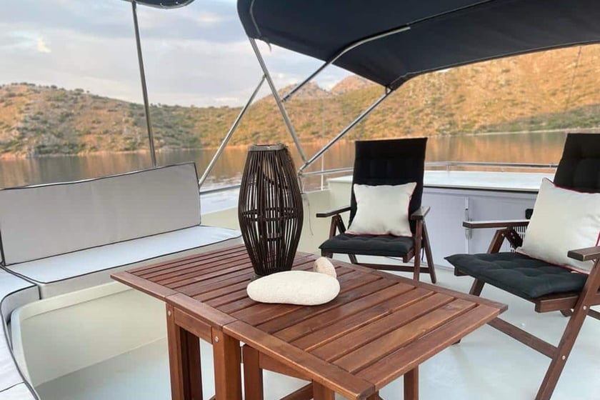 Marmaris Gulet 2 cabin 4 berths 4 guests 12 m Listing Number: #18583 5