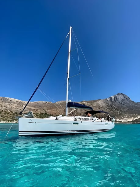 Kissamos Sailboat 2 cabin 5 berths 5 guests 12.85 m Listing Number: #18585