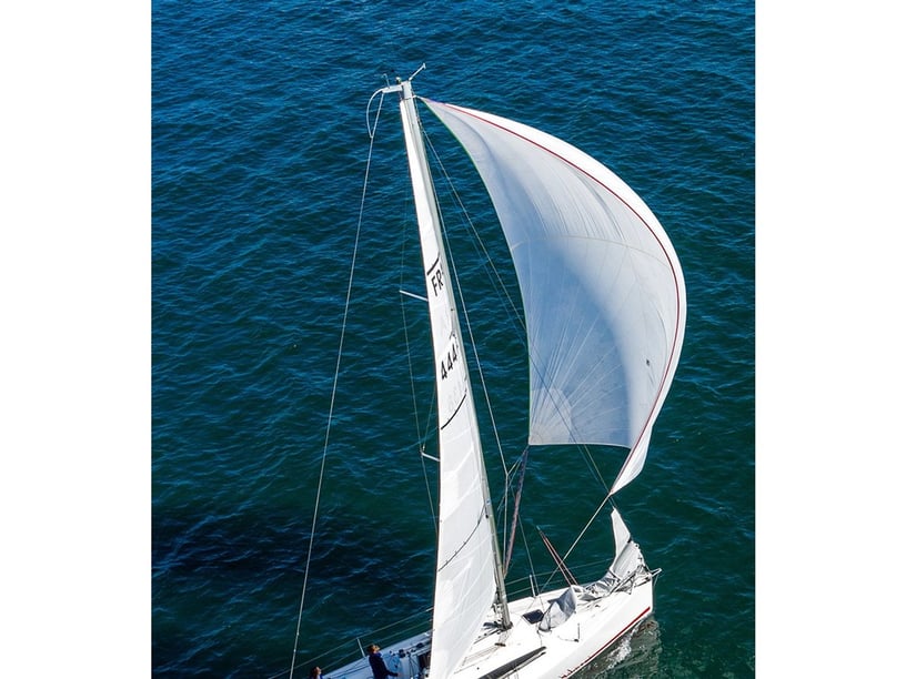 La Trinité-sur-Mer Sailboat 2 cabin 6 berths 6 guests 9.79 m Listing Number: #18634