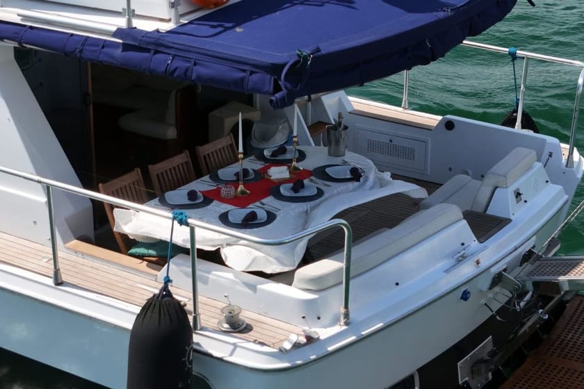 Arnavutkoy Yacht à moteur   Invités 12  18 m Numéro de l'annonce: #18636 5