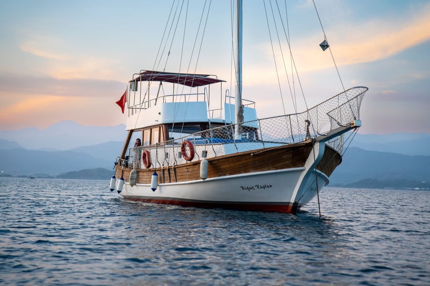 Fethiye Gulet Cabine 2  4  slaapplaatsen 12  gasten 15 m Lijstnummer: #18637 2