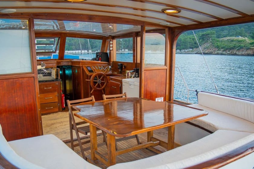 Fethiye Gulet 2 cabin 4 berths 12 guests 15 m Listing Number: #18637 5