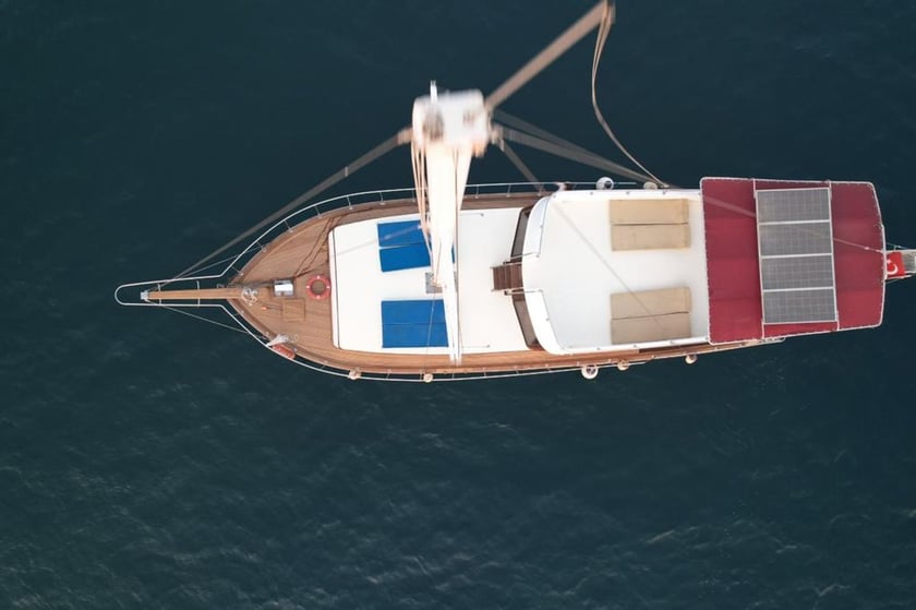 Fethiye Gulet Cabine 2  4  slaapplaatsen 12  gasten 15 m Lijstnummer: #18637 4