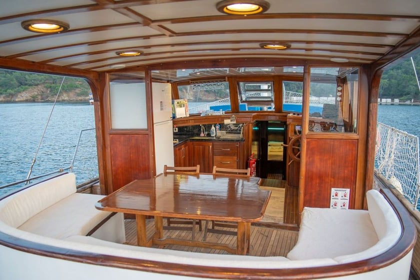 Fethiye Caicco cabina 2  cuccette 4  12  ospiti 15 m Numero dell'inserzione: #18637 5