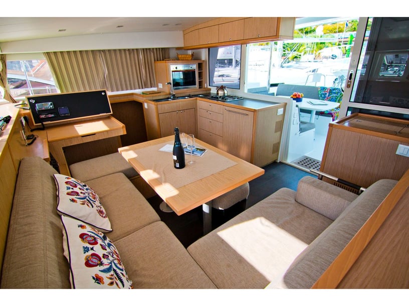 San Vincenzo Catamaran 4 cabin 12 berths 12 guests 11.97 m Listing Number: #18655 2