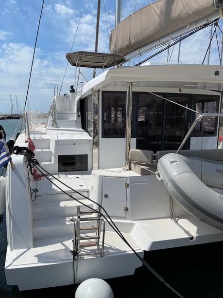 Paros Catamaran 5 cabin 10 berths 10 guests 13.5 m Listing Number: #18658 3