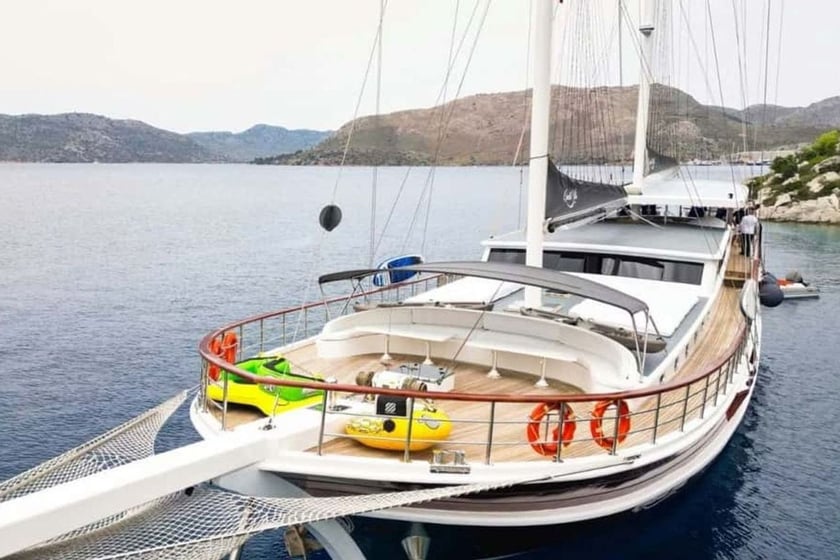 Marmaris Goleta Cabina 6  14  literas 14  invitados 34 m Número de anuncio: #18661 3