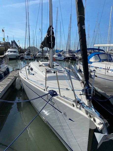 Nieuwpoort Segelboot 2 Kabine 4 Liegeplätze 4 Gäste 10.36 m Nummer des Inserats: #18673 4