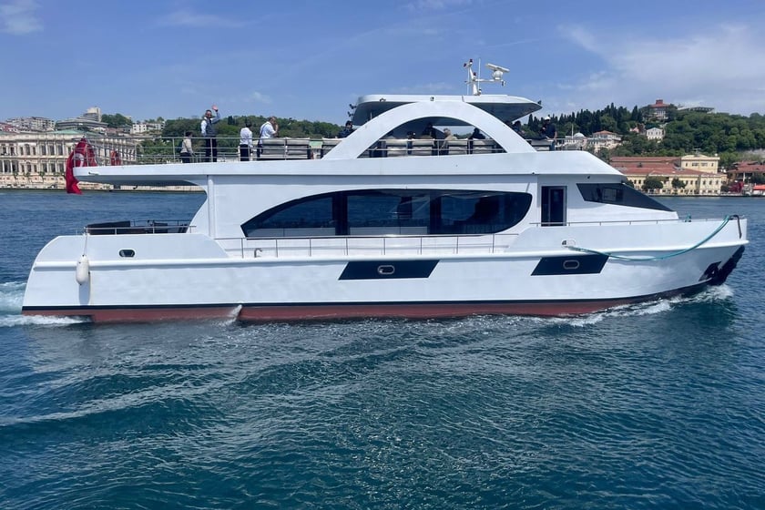 Bebek Motoryat   Seyir 46 kişi 23.7 m İlan No: #18699