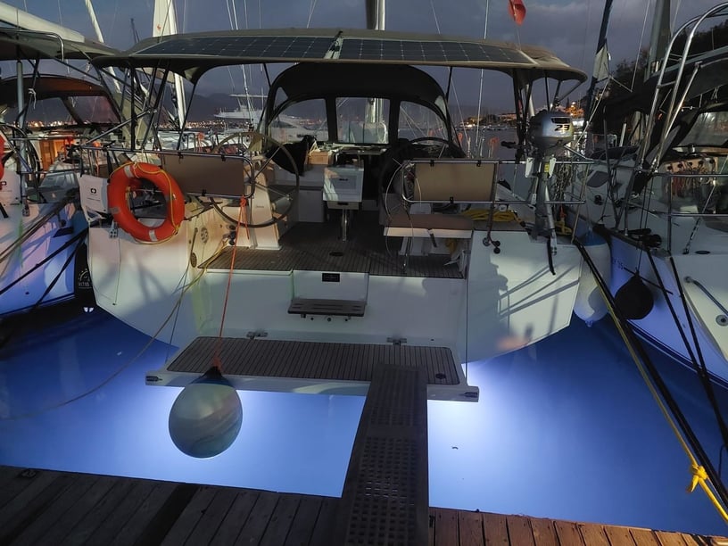 Fethiye Sailboat 3 cabin 6 berths 6 guests 12.9 m Listing Number: #18765 4