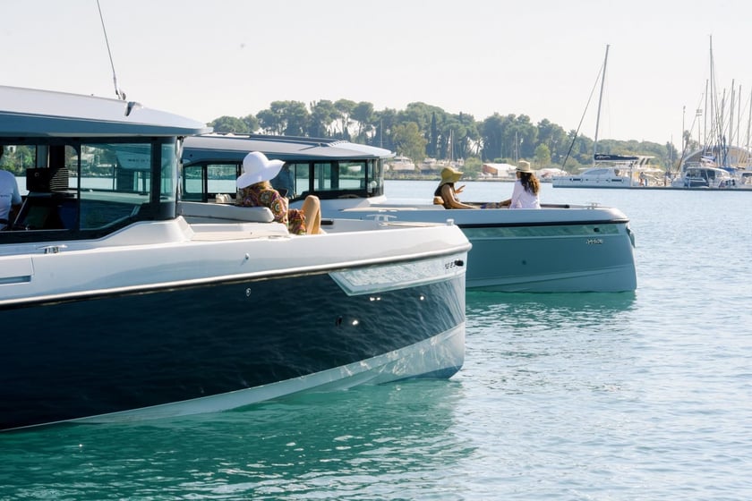 Gouvia Sürat Teknesi 1 kabin Konaklama 2 kişi Seyir 10 kişi 10.28 m İlan No: #18801 4