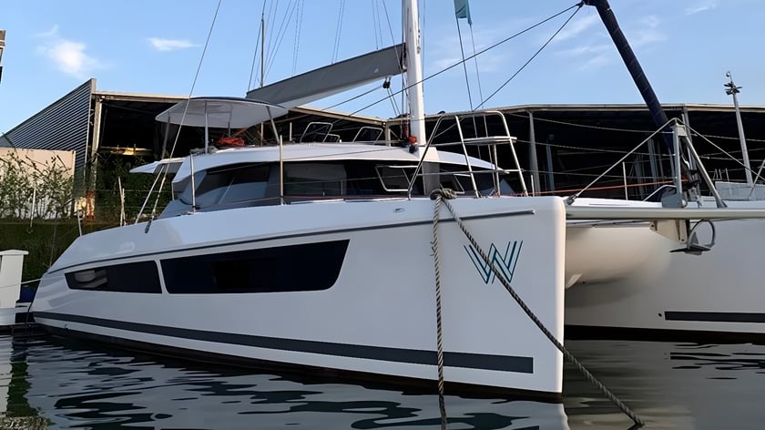 Paraty Catamaran 4 cabin 8 berths 8 guests 13.1 m Listing Number: #18850