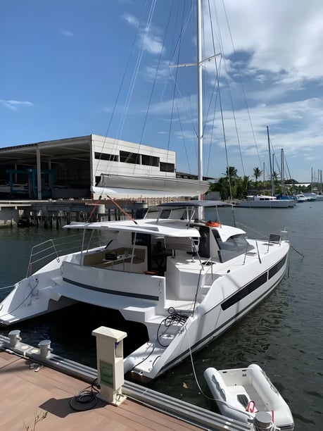 Paraty Catamaran Cabine 4  Couchettes 8  Invités 8  13.1 m Numéro de l'annonce: #18850 5