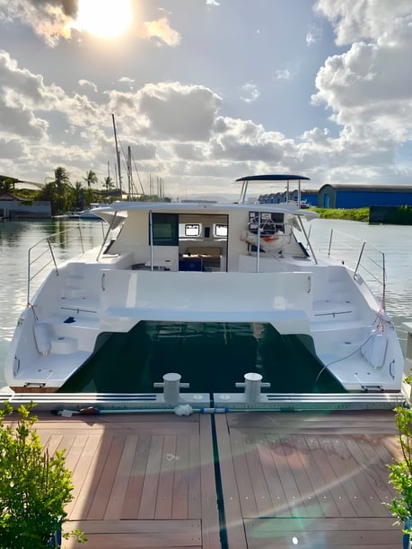 Paraty Catamaran Cabine 4  Couchettes 8  Invités 8  13.1 m Numéro de l'annonce: #18850 4