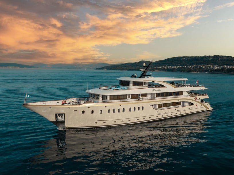 Split Motoryacht 18 Kabine 36 Liegeplätze 36 Gäste 48.2 m Nummer des Inserats: #18890