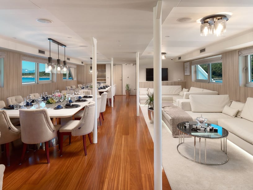 Split Motor Yacht 19 cabin 38 berths 38 guests 48.9 m Listing Number: #18925 2