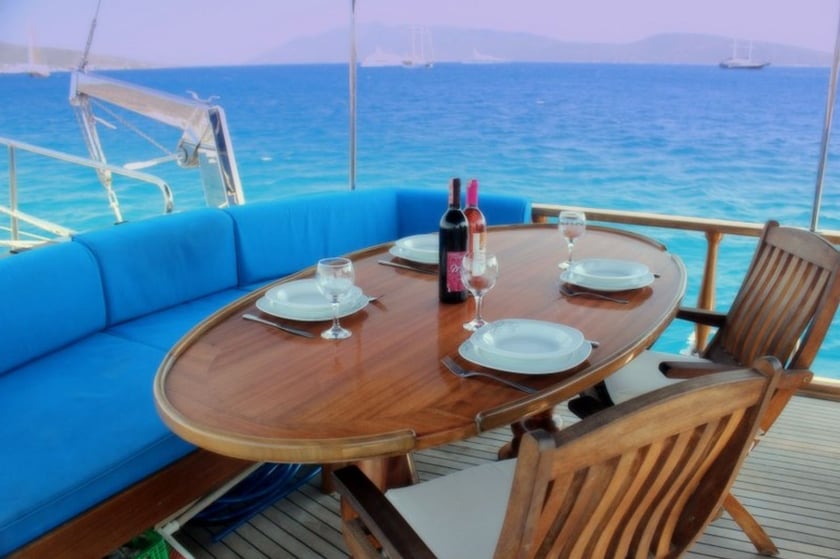 Bodrum Goleta Cabina 3  6  literas 6  invitados 18 m Número de anuncio: #18944 3