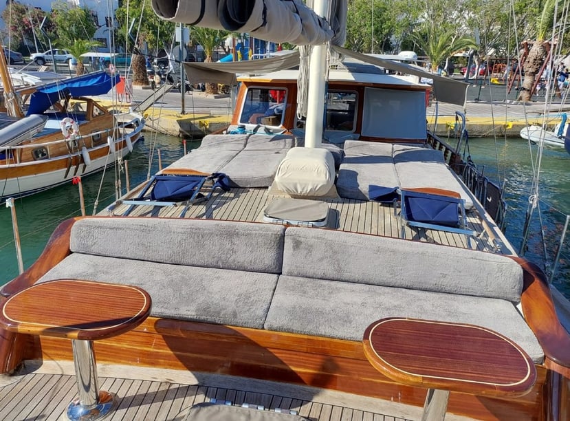 Bodrum Gulet 2 cabin 4 berths 4 guests 15 m Listing Number: #18946 4