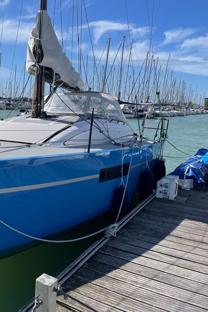 Lorient Sailboat 2 cabin 4 berths 4 guests 18 m Listing Number: #18996 5