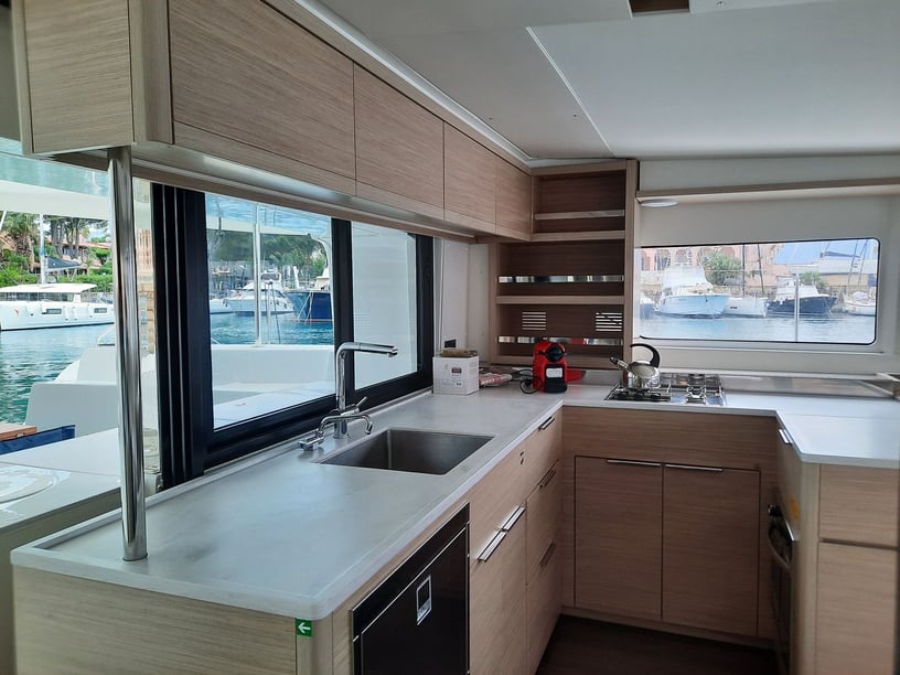 Furnari Catamaran 4 cabin 10 berths 12 guests 13.99 m Listing Number: #19016 4