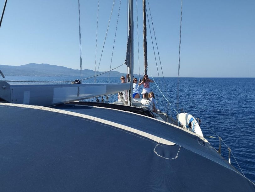 Kalamata Segelboot 4 Kabine 10 Liegeplätze 10 Gäste 13.8 m Nummer des Inserats: #19047 3