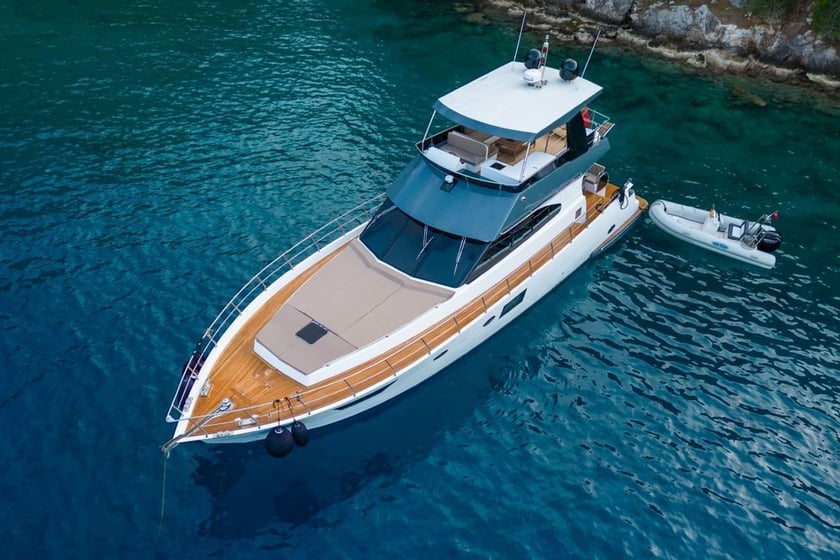 Fethiye Yacht à moteur Cabine 3  Couchettes 6  Invités 6  18 m Numéro de l'annonce: #19052