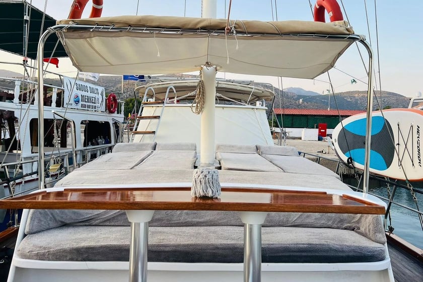 Datca Gulet Cabine 2  5  slaapplaatsen 10  gasten 15 m Lijstnummer: #19067 4