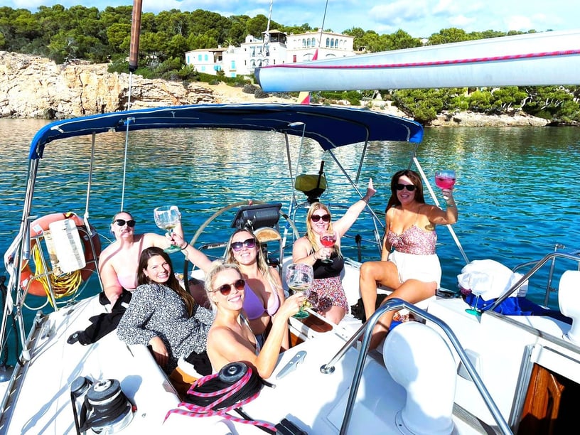 Palma de Mallorca Velero Cabina 6  7  literas 8  invitados 39 ft Número de anuncio: #19077 5