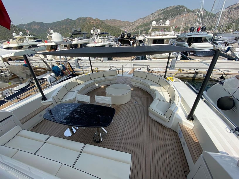 Fethiye Yacht a motore cabina 4  cuccette 8  8  ospiti 33 m Numero dell'inserzione: #19079 5
