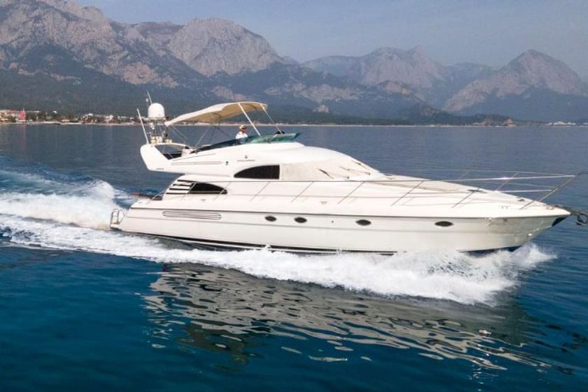 Kemer Yate a motor Cabina 3  6  literas 12  invitados 16.6 m Número de anuncio: #19106 4