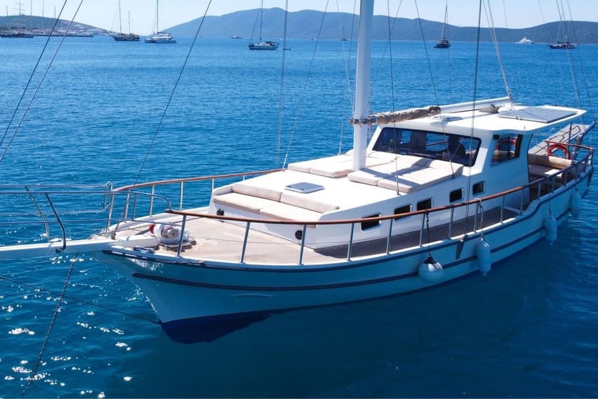 Bodrum Caicco cabina 2  cuccette 4  8  ospiti 12 m Numero dell'inserzione: #19108 3