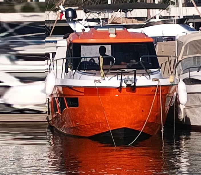 Kusadasi Yacht à moteur  Couchettes 1  Invités 6  9 m Numéro de l'annonce: #19204