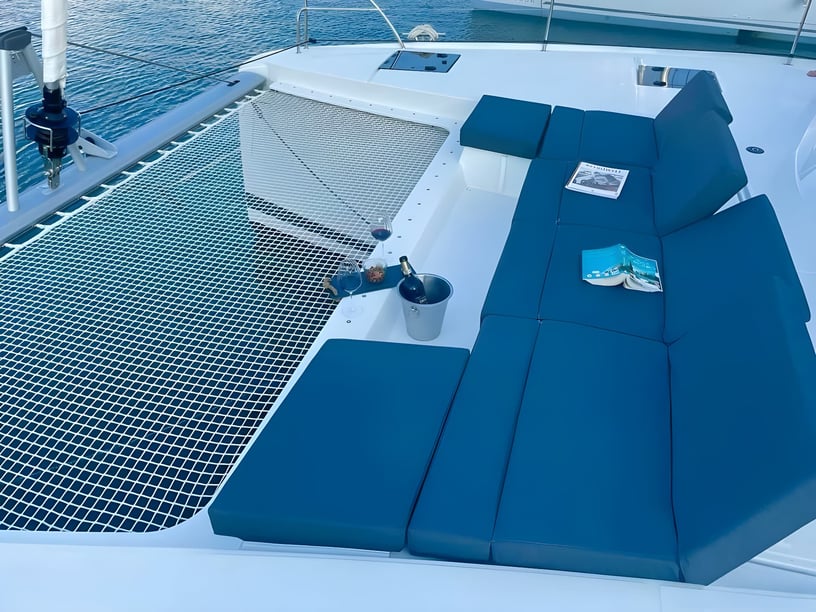 Skradin Catamaran 4 cabin 10 berths 10 guests 12.58 m Listing Number: #19221 5