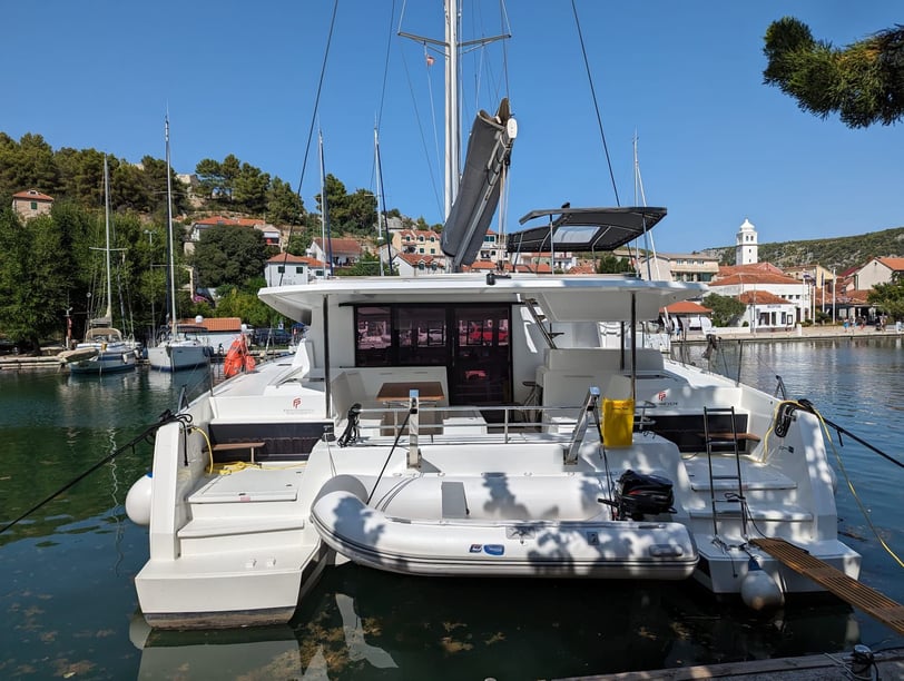 Skradin Catamaran 4 cabin 10 berths 10 guests 12.58 m Listing Number: #19221