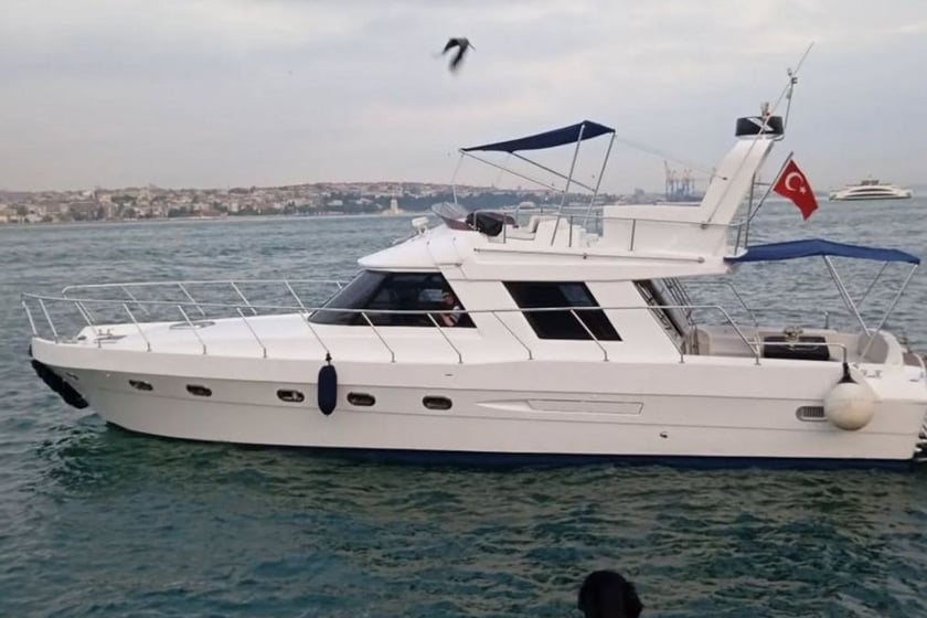 Halic Motor Yacht   10 guests 15 m Listing Number: #19228 2
