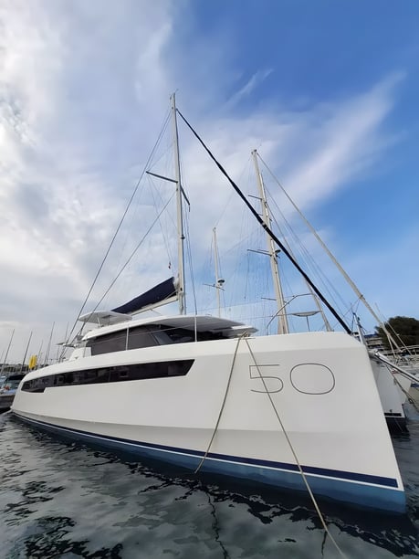 Sukošan Catamaran Cabine 4  Couchettes 10  Invités 10  15.04 m Numéro de l'annonce: #19269 5