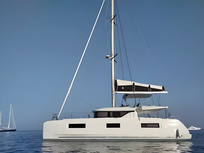 Gouvia Catamaran 6 cabin 10 berths 10 guests 13.99 m Listing Number: #19280