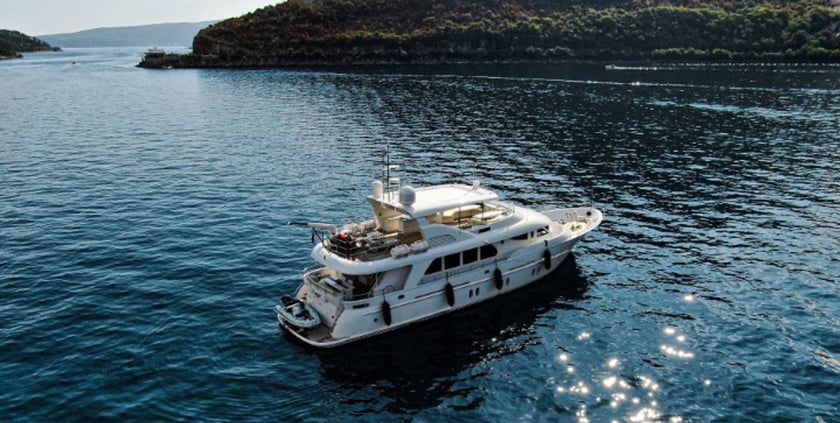 Arnavutkoy Motor Yacht 4 cabin 8 berths 8 guests 27 m Listing Number: #19297 2